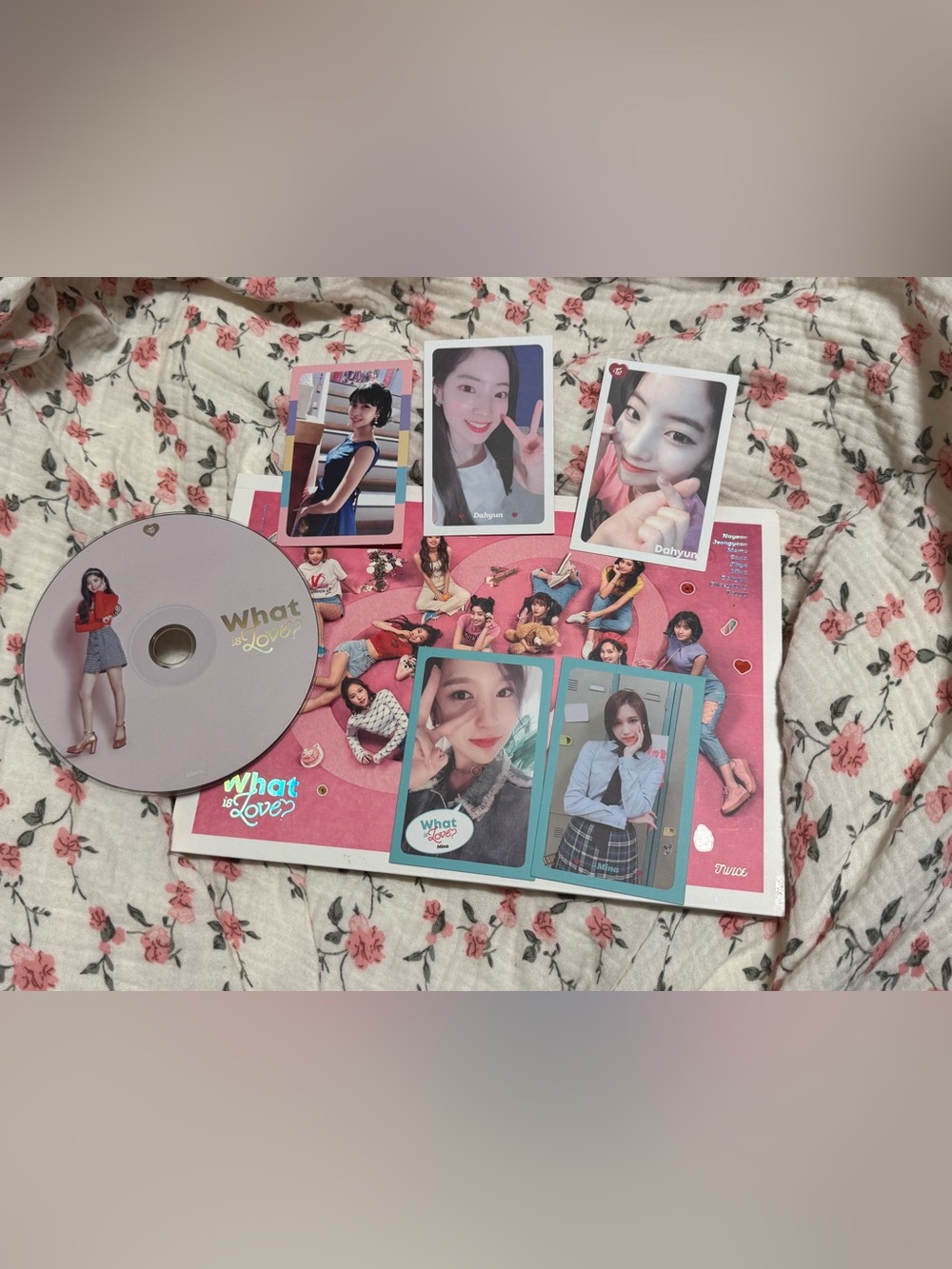 TWICE - WHAT IS LOVE? (5TH MINI ALBUM) MISSING POSTER!!! Please check desc